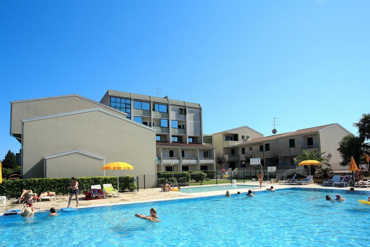 Villaggio Luna Due Caorle Exterior photo